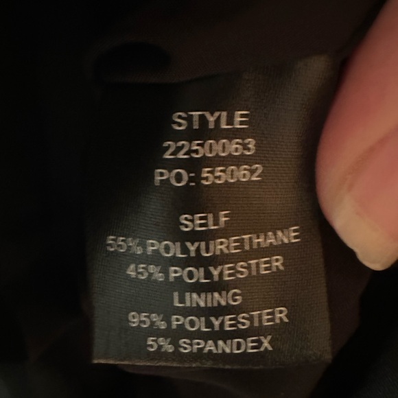 Black Mini skirt - Picture 4 of 9